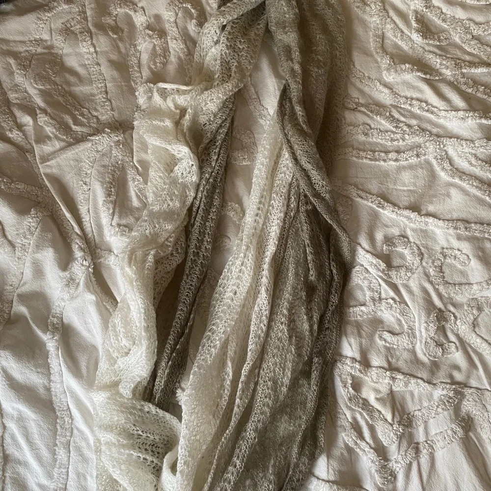 Kimchi Blue knit ombré infinity scarf‎